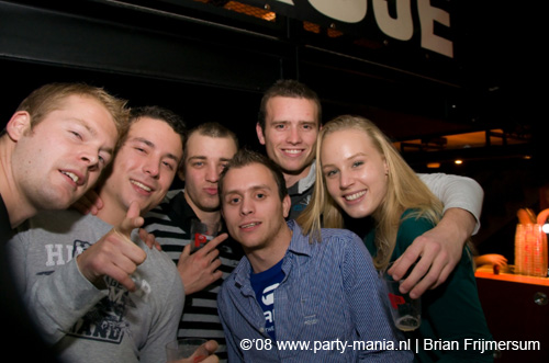 081115_012_stug_partymania