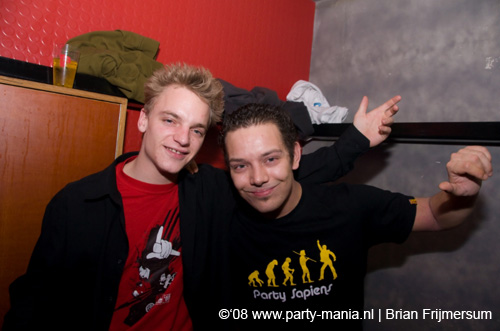 081115_046_stug_partymania