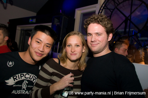 081121_027_house_criminals_partymania