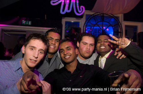 081121_067_house_criminals_partymania