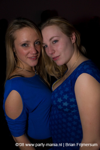 081121_070_house_criminals_partymania
