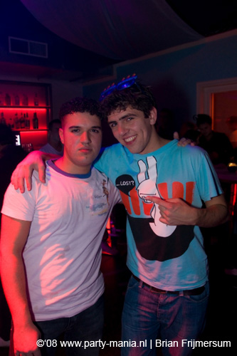 081121_078_house_criminals_partymania