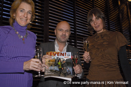 081121_003_leven_partymania