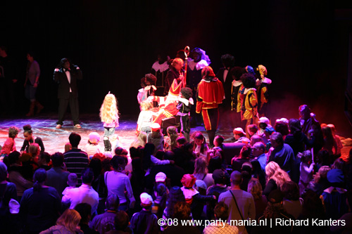 081122_057_haags_sinterklaas_feest_partymania