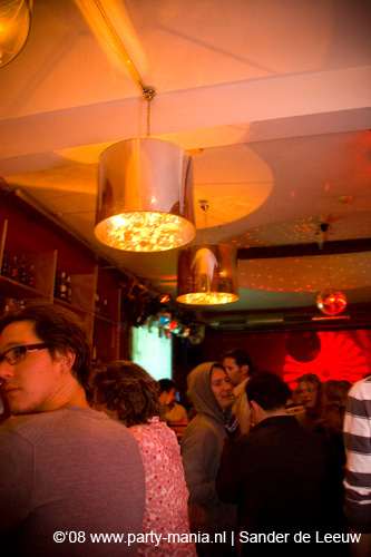 081122_004_onefour_partymania