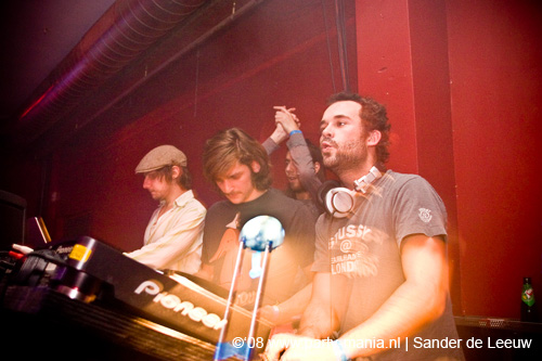 081122_014_onefour_partymania