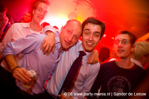 081122_026_onefour_partymania