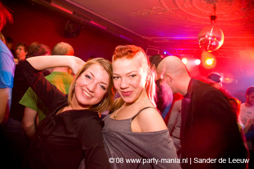 081122_038_onefour_partymania