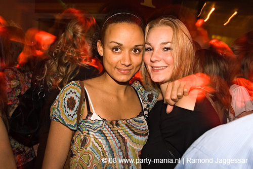 081122_0003_perfection_partymania