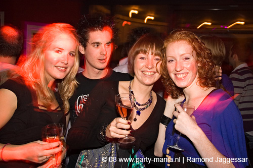 081122_0010_perfection_partymania