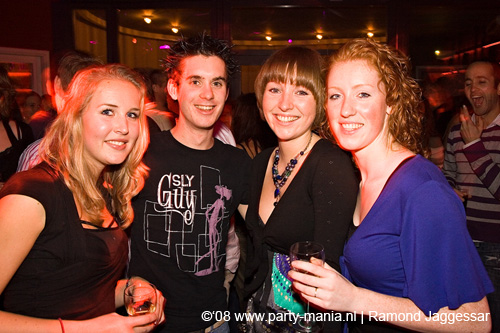 081122_0011_perfection_partymania