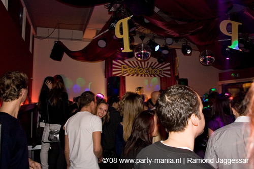 081122_0024_perfection_partymania