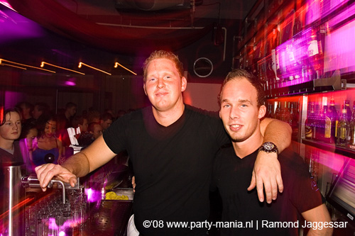 081122_0027_perfection_partymania