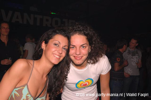 081122_008_secret_cinema_partymania