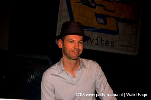 081122_103_secret_cinema_partymania