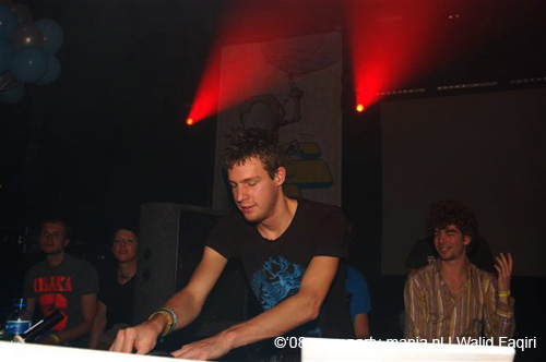 081122_106_secret_cinema_partymania