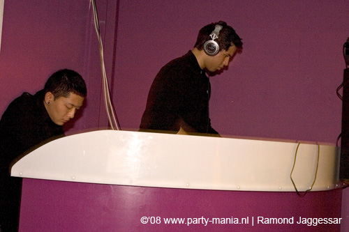 081122_033_tabu_partymania