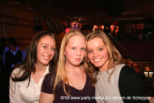 081128_028_safe_partymania