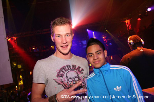 081128_065_safe_partymania
