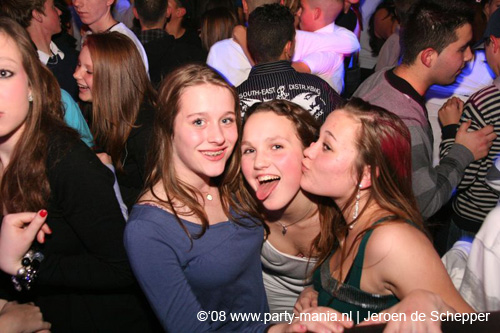 081128_069_safe_partymania