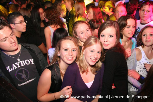 081128_070_safe_partymania