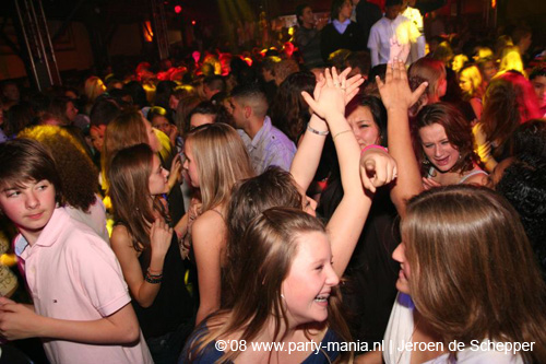 081128_072_safe_partymania