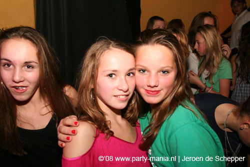081128_087_safe_partymania