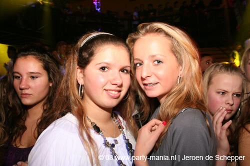 081128_098_safe_partymania