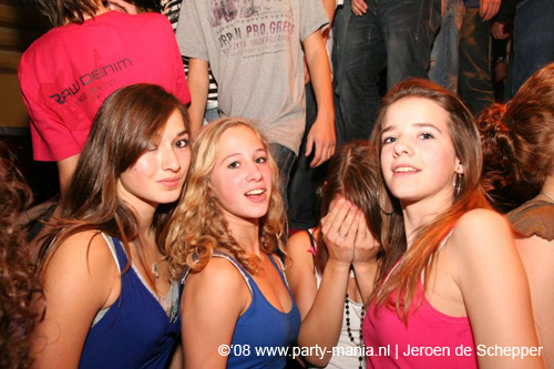 081128_111_safe_partymania