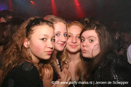 081128_116_safe_partymania