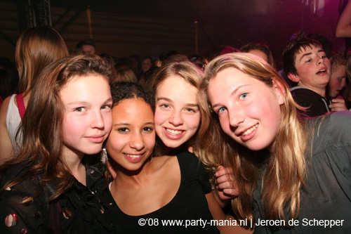 081128_130_safe_partymania