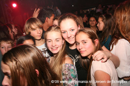 081128_131_safe_partymania