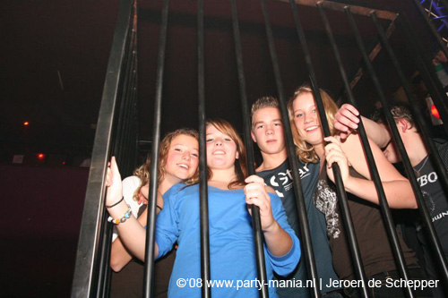 081128_134_safe_partymania