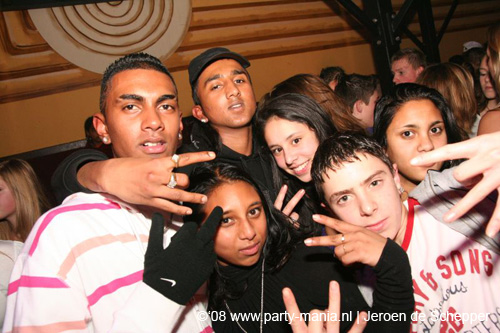 081128_138_safe_partymania