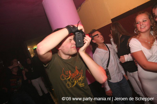 081128_149_safe_partymania