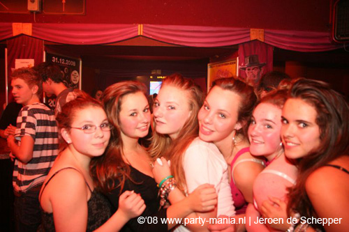 081128_154_safe_partymania