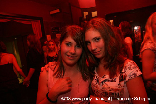 081128_158_safe_partymania
