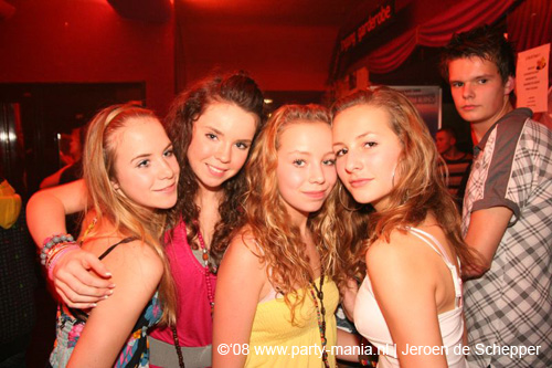 081128_162_safe_partymania