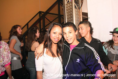 081128_178_safe_partymania