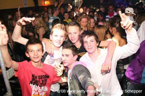 081128_181_safe_partymania