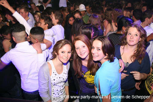 081128_183_safe_partymania