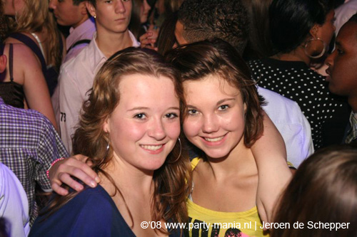 081128_184_safe_partymania