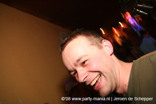081128_200_safe_partymania