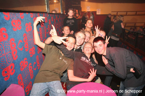 081128_214_safe_partymania