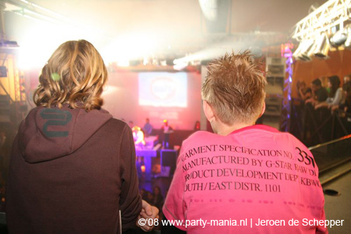081128_230_safe_partymania