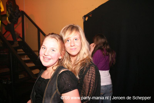 081128_232_safe_partymania