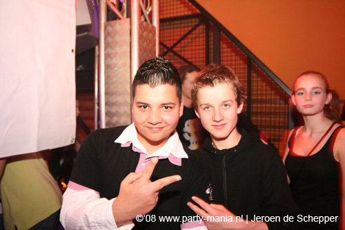 081128_234_safe_partymania