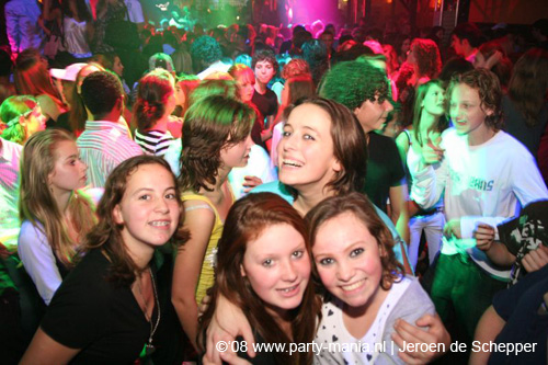 081128_239_safe_partymania