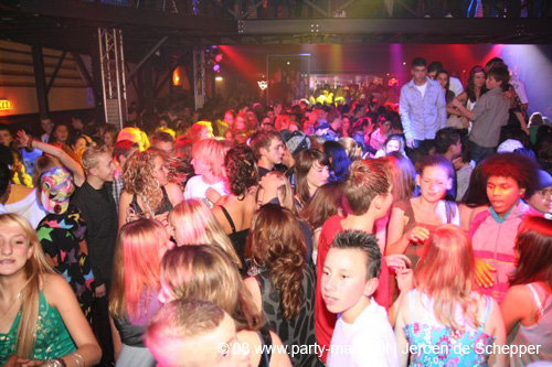 081128_242_safe_partymania