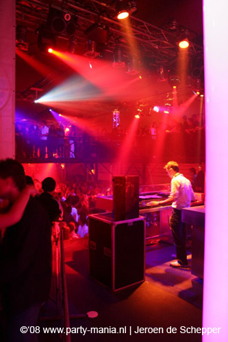 081128_250_safe_partymania